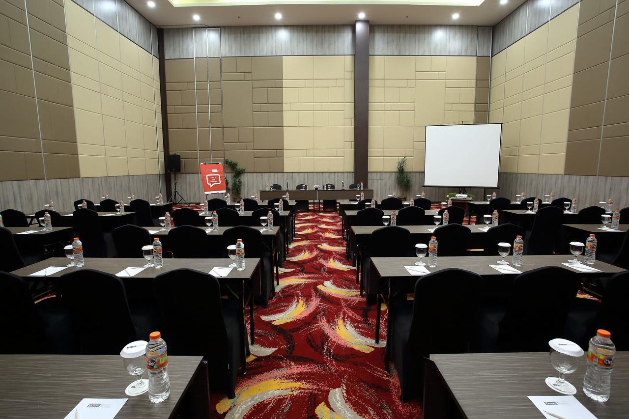 Bigland Hotel & Convention Sentul Богор Екстер'єр фото
