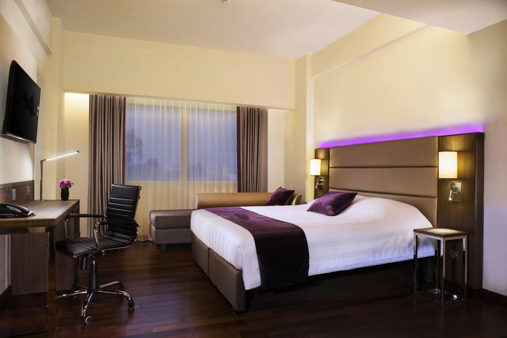 Bigland Hotel & Convention Sentul Богор Екстер'єр фото