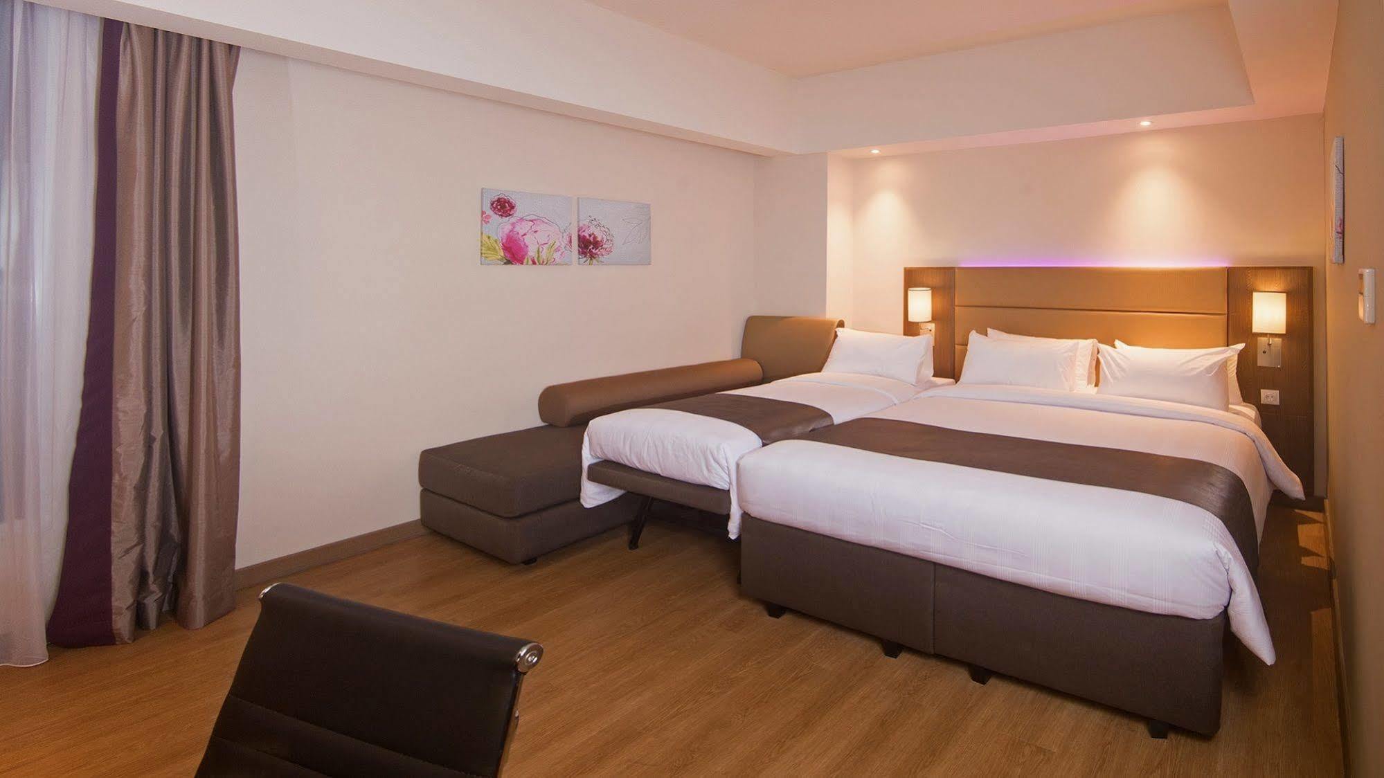 Bigland Hotel & Convention Sentul Богор Екстер'єр фото