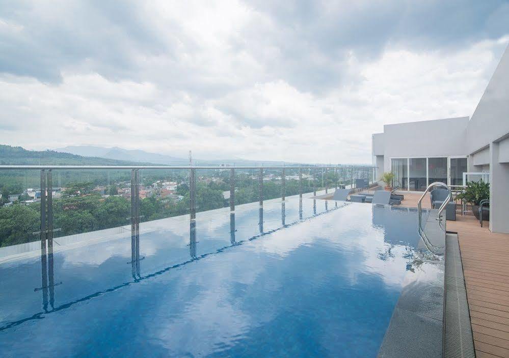 Bigland Hotel & Convention Sentul Богор Екстер'єр фото
